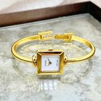 Gucci - Gucci Watch Gold-Plated Quartz Women’s Bangle, Sieraden, Tassen en Uiterlijk, Horloges | Heren, Nieuw