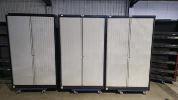 Stevige hoge metalen archief-/roldeurkasten 195cm hoog beschikbaar voor biedingen