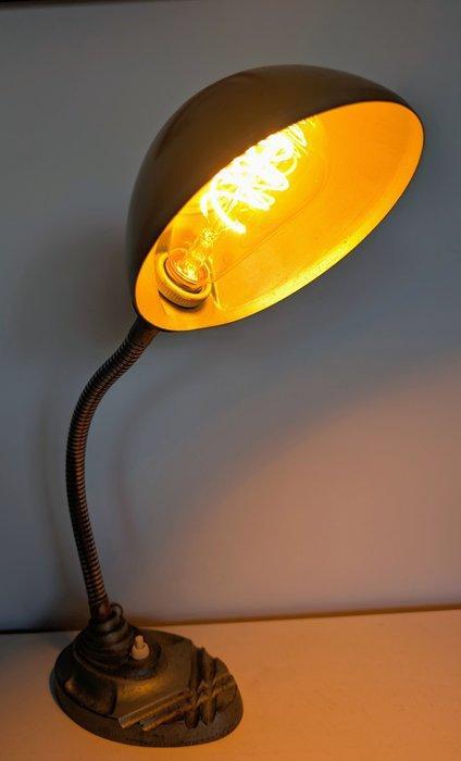 Erpé - Lamp - 40 - Gietijzer - Erpe lamp – Model 40, Antiek en Kunst, Antiek | Wandborden en Tegels