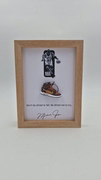 Lijst- Mini Sneakers AJ1 Air Jordan 1 X Off-White X Louis, Antiek en Kunst, Kunst | Designobjecten