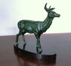 Beeldje - Art-Déco - Cerf sur marbre - Groen gepatineerd,, Antiek en Kunst