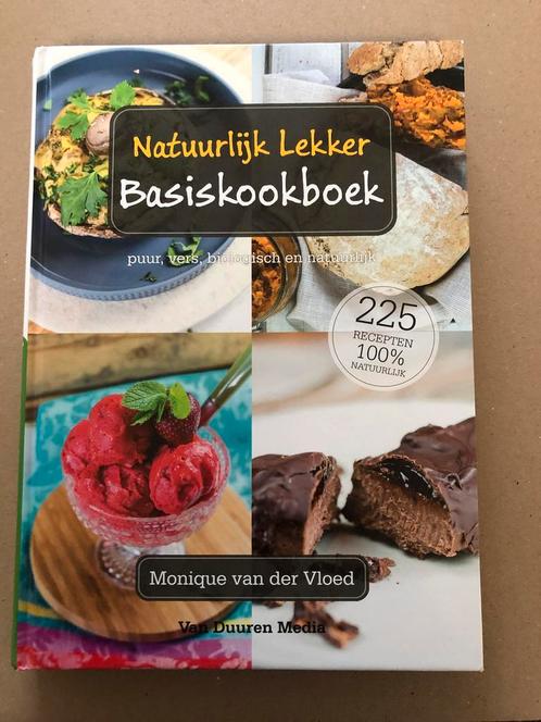 Basiskookboek Vers, Biologisch en Natuurlijk - 225 recepten, Boeken, Kookboeken, Zo goed als nieuw, Ophalen of Verzenden