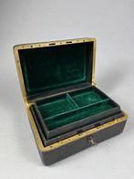 Tiffany & Co. - Sieradendoos - Hout, Leder, Brons, Antiek en Kunst