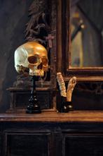 Snijwerk, NO RESERVE PRICE - Grim Reaper Carving from a deer, Antiek en Kunst