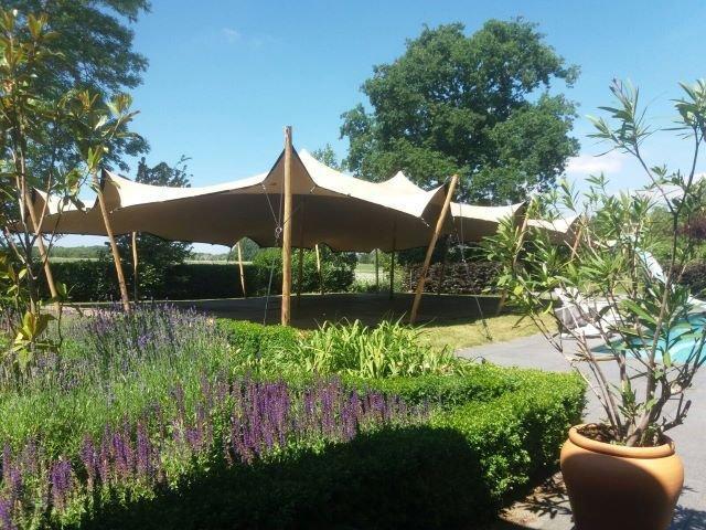 Stretchtent huren?, Tuin en Terras, Partytenten, Zo goed als nieuw, Verzenden