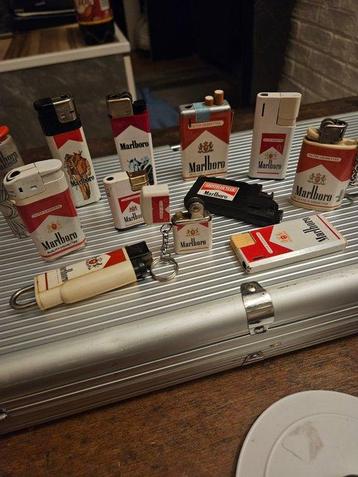 Marlboro collection of 12 - Zonder Minimumprijs - beschikbaar voor biedingen