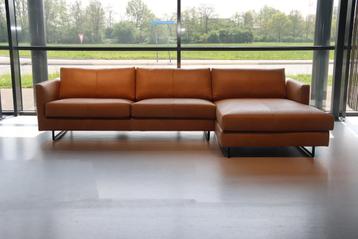Cartel Living Gund in leer 3 zits + ligelement 318 cm breed. beschikbaar voor biedingen