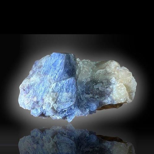 Gratis verzending naar Europa -> sterk fluorescerend, Verzamelen, Mineralen en Fossielen