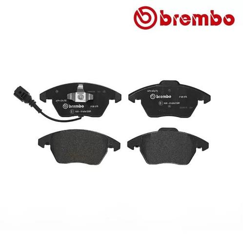 BREMBO Remblokken set VW VOLKSWAGEN GOLF 3.2 R32 4motion voo, Auto-onderdelen, Besturing, Nieuw, Verzenden