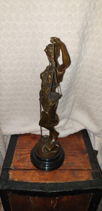 Mayer - Beeld, Lady Justice - 3,5 kg - 41 cm - Gepatineerd, Antiek en Kunst, Curiosa en Brocante