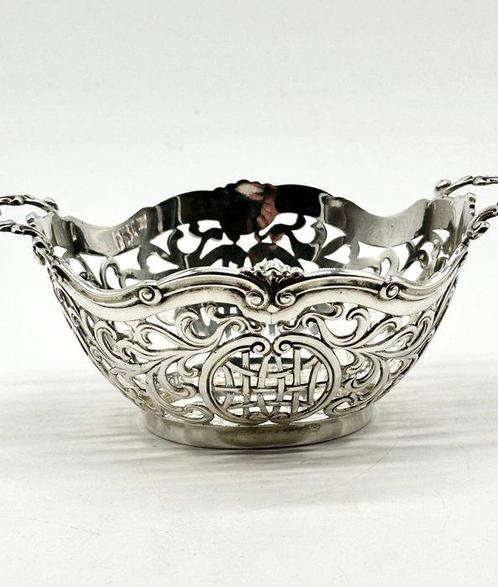 No reserve-Stevige handgemaakte zilveren Bonbonmand met, Antiek en Kunst, Antiek | Goud en Zilver