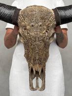 C - Authentieke grote bruine hand - uitgehouwen