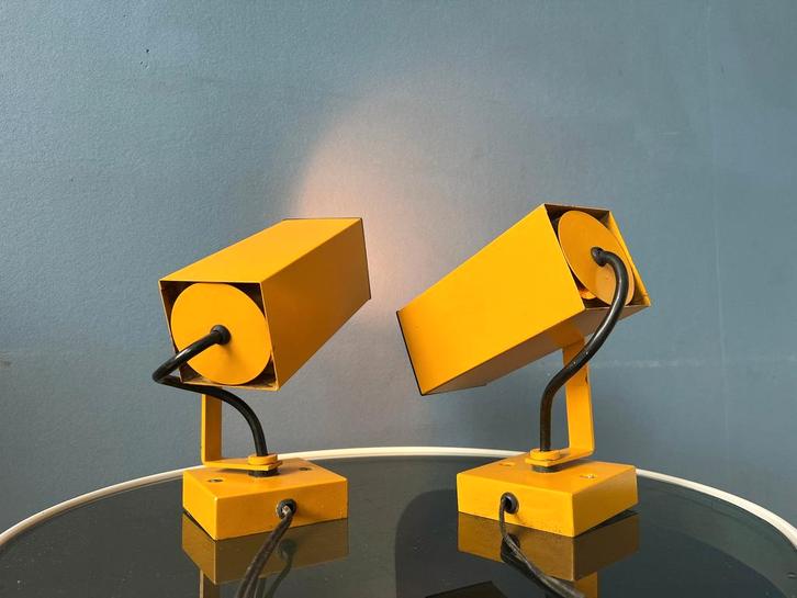 Red Space Age Eyeball Wall Lamps (or Desk Lamps), Huis en Inrichting, Lampen | Wandlampen, Ophalen of Verzenden