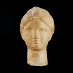 Oud-Grieks, Hellenistisch Marmer Hoofd van een vrouw - 13 cm