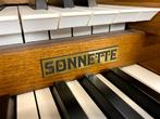 Content Sonette