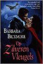 OP ZILVEREN VLEUGELS 9789041003973 BICKMORE, Boeken, Verzenden, Gelezen, BICKMORE