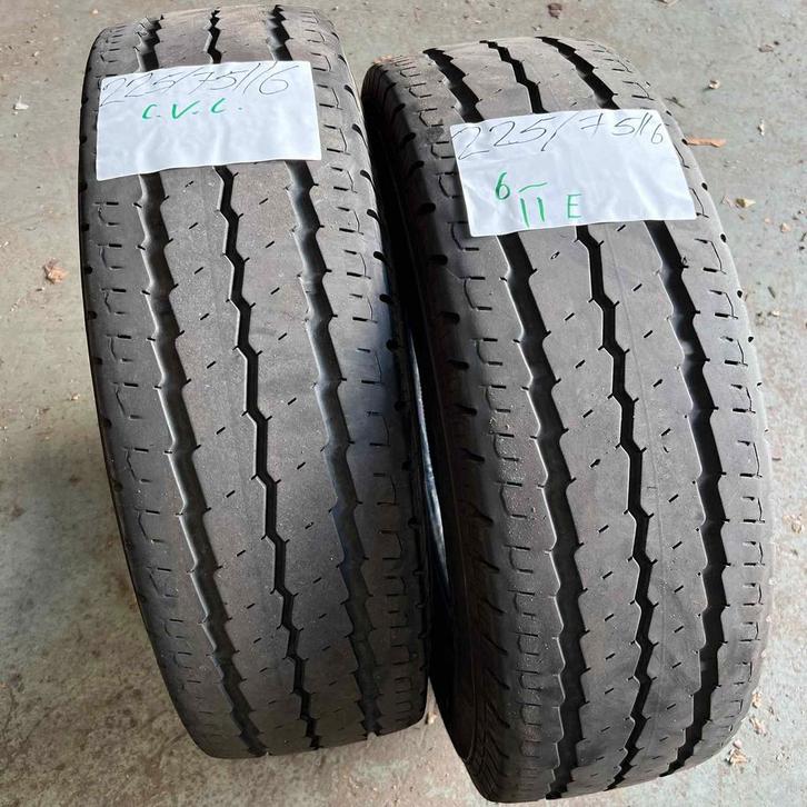 2 x Continental VancoContact 225-75-16 C Zomerbanden 6mm, Auto-onderdelen, Banden en Velgen, 16 inch, Zomerbanden, 225 mm, Bestelwagen