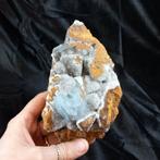 Blauwe bariet van Nador Kristallen op matrix - Hoogte: 15 cm, Verzamelen, Mineralen en Fossielen