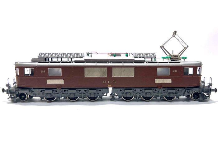 Metrop H0 - Elektrische locomotief (1) - Ae 6/8 206 - BLS, Hobby en Vrije tijd, Modeltreinen | H0