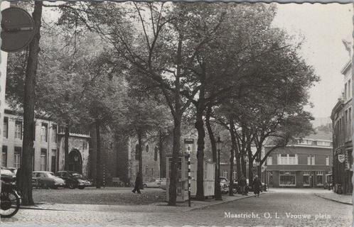 MAASTRICHT - O. L. Vrouwe plein, Verzamelen, Ansichtkaarten | Nederland, Verzenden