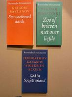 3 Delen Russische Miniaturen - vrij zeldzaam, Ophalen of Verzenden, Gelezen