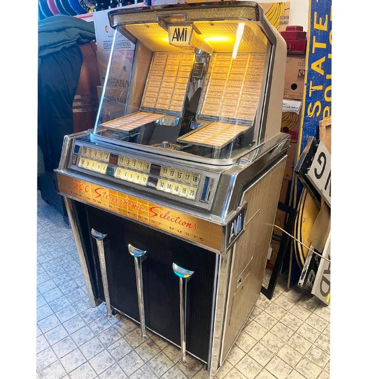 AMI K Jukebox - 1960 - 200 Selecties - Origineel en Werkend, Verzamelen, Merken en Reclamevoorwerpen, Ophalen