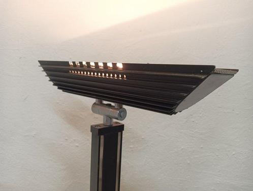 Aluminor - Staande lamp - Metaal, Antiek en Kunst, Antiek | Meubels | Stoelen en Banken