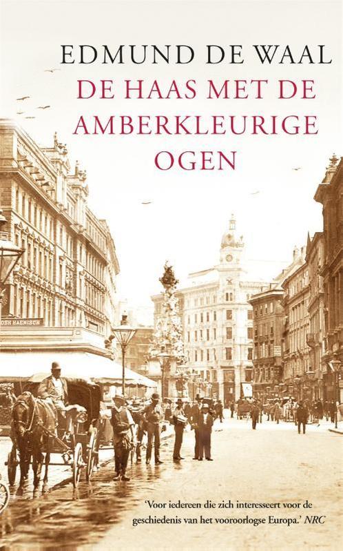 De haas met de amberkleurige ogen 9789044347531, Boeken, Literatuur, Gelezen, Verzenden