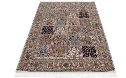 New Indian Qom Wool&Silk Carpet with Luxurious Tile Design -, Huis en Inrichting, Stoffering | Tapijten en Kleden