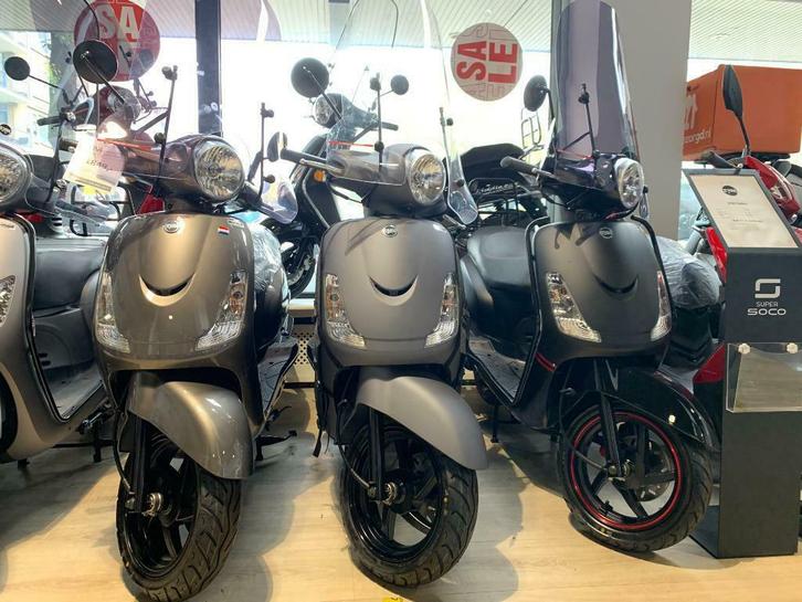 SYM FIDDLE II  E5 Injectie Scooter Korting Nu €2299 rijklaar, Fietsen en Brommers, Scooters | SYM, Fiddle, Benzine, Nieuw, Maximaal 45 km/u