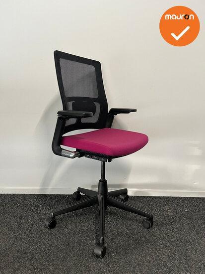 Ahrend 2020 verta bureaustoel - refurbished - roze stoffe..., Zakelijke goederen, Kantoor en Winkelinrichting | Kantoormeubilair en Inrichting