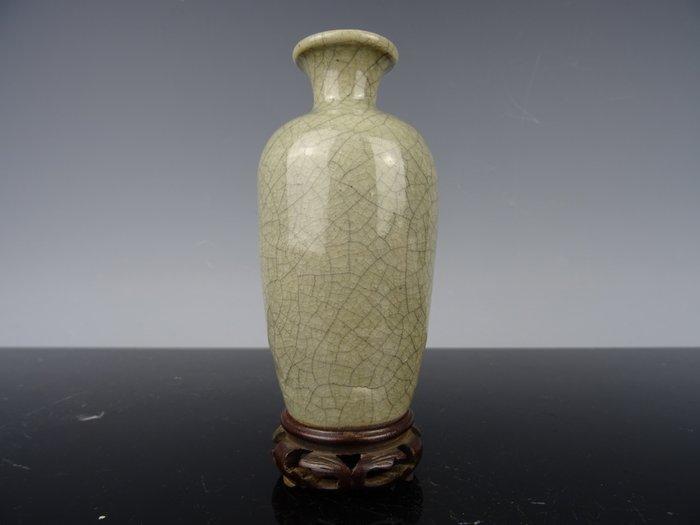 Vaas - Porselein - China - Yuan-Ming-dynastie, Antiek en Kunst, Antiek | Overige Antiek