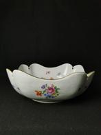 Meissen - Fiori e insetti - Insalatiera L.24cm - Kom -