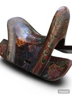 Zadel uit Yunnan, 19e-eeuwse Yi-cultuur, Qing-dynastie -