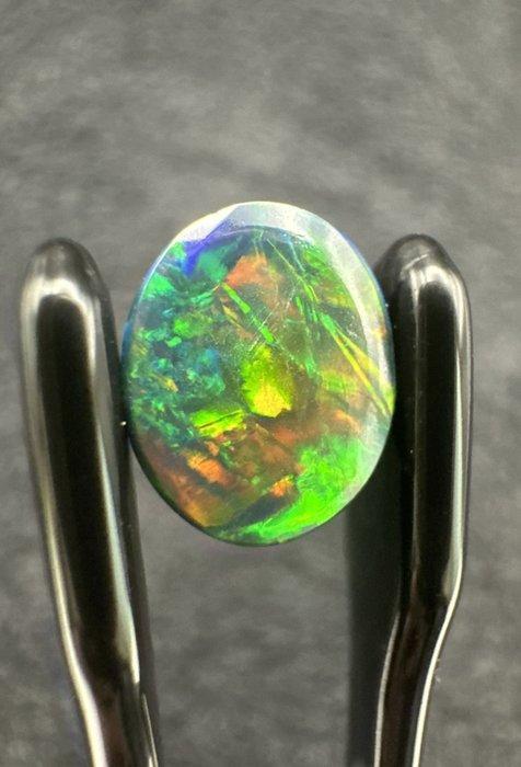 Opaal Cabochons- 0.6 g - (2), Verzamelen, Mineralen en Fossielen