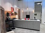 Nolte Showroom keuken Grijs/Hout greeploos, Overige typen, Nieuw, Kunststof, Met kookeiland