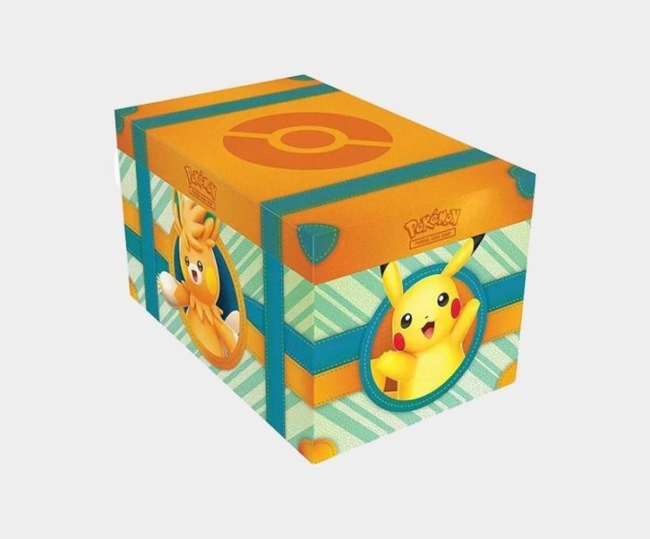 Pokemon Paldea Adventure Chest, Hobby en Vrije tijd, Verzamelkaartspellen | Pokémon, Overige typen, Nieuw, Foil, Verzenden