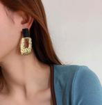 Elegante 14 Karaats Vergulde Oorbellen met Unieke Smash, Sieraden, Tassen en Uiterlijk, Uiterlijk | Gezichtsverzorging, Verzenden