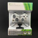 Microsoft Xbox 360 Controller + Play & Charge Kit - Zilver L, Nieuw, Verzenden