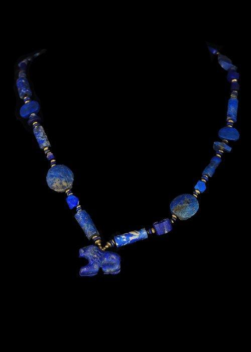 West-Aziatisch Lapis Lazuli Kralenketting met zoomorf, Antiek en Kunst, Antiek | Overige Antiek