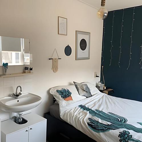 Kamer met tuin en wasmachine aan Akkerstraat in Tilburg gevo, Huizen en Kamers, Kamers te huur, Minder dan 20 m², Tilburg