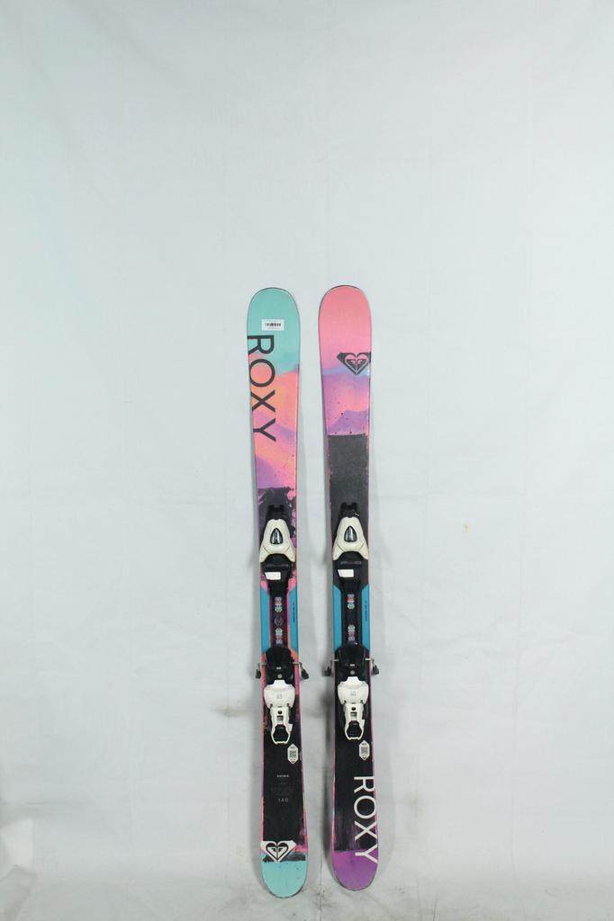 Refurbished - Ski - Roxy Shima 90 twintip - 140, Sport en Fitness, Skiën en Langlaufen, Skiën, 140 tot 160 cm, Gebruikt, Overige merken