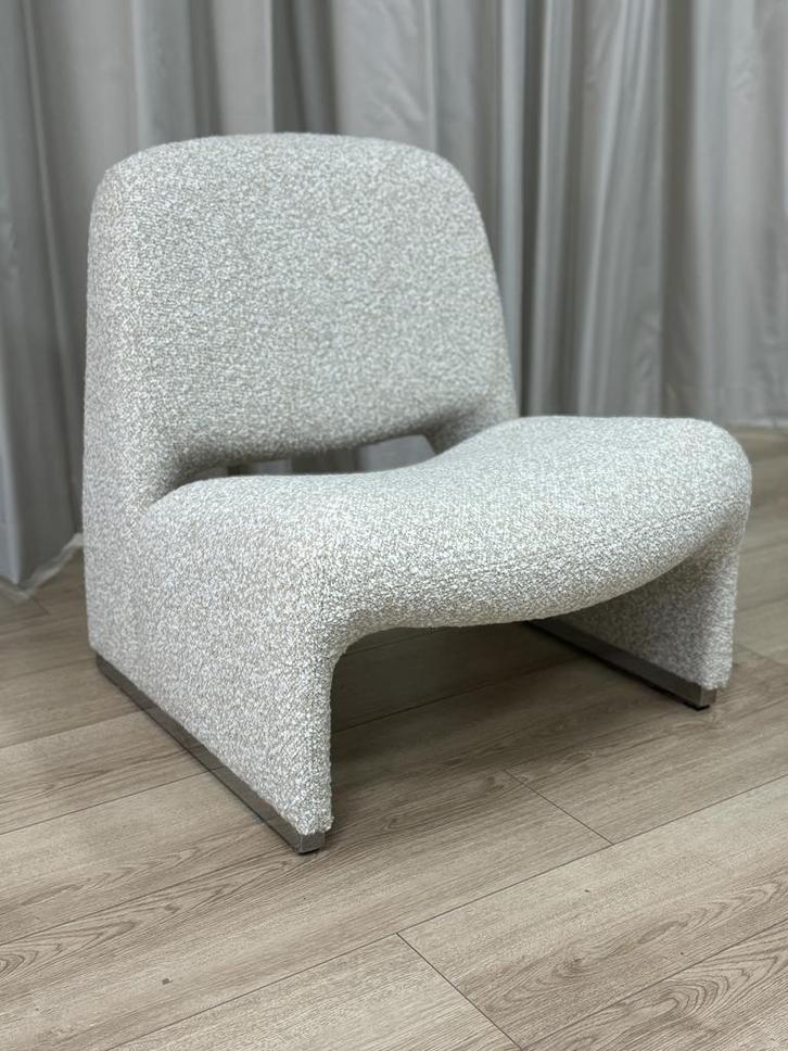 ‘Alky’ Lounge Chair stijl Giancarlo Piretti | Reupholstered, Huis en Inrichting, Fauteuils, Zo goed als nieuw, Stof, Ophalen of Verzenden