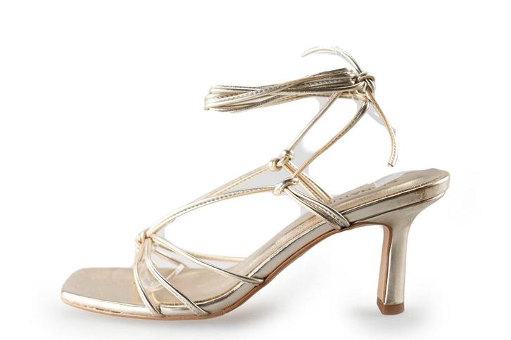 Mango Sandalen in maat 40 Goud | 10% korting, Kleding | Dames, Schoenen, Overige kleuren, Zo goed als nieuw, Sandalen of Muiltjes