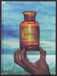 cd box - Blackfield - V, Cd's en Dvd's, Cd's | Rock, Zo goed als nieuw, Verzenden