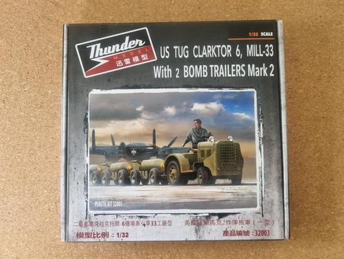 Thunder Model 32003 US Tug Clarktor 6, MILL-33 With 2 Bomb, Hobby en Vrije tijd, Modelbouw | Auto's en Voertuigen, Verzenden