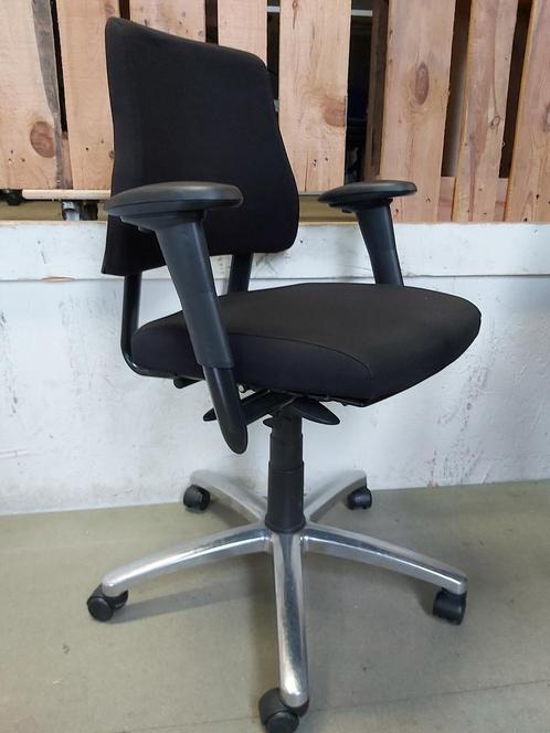 Bma- axia Pro ergonomische bureaustoel 4D armpads, Huis en Inrichting, Bureaustoelen, Bureaustoel, Zwart, Gebruikt, Ergonomisch