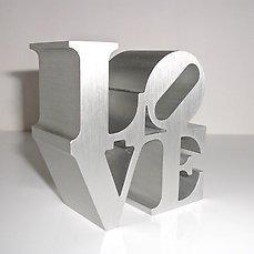 Robert Indiana (1928-2018) - LOVE Silver + incl. Love Bag, Antiek en Kunst, Kunst | Designobjecten