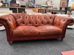 Vintage Cognac Leren Chesterfield 3-Zitsbank – (Type Wales), Huis en Inrichting, Banken | Bankstellen, Ophalen, Gebruikt, CHESTERFIELD