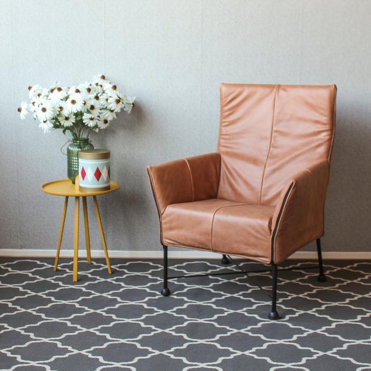 2x Montis Charly Fauteuil Buffalo Leer Cognac - Zwart/Dop, Huis en Inrichting, Fauteuils, Minder dan 75 cm, Zo goed als nieuw